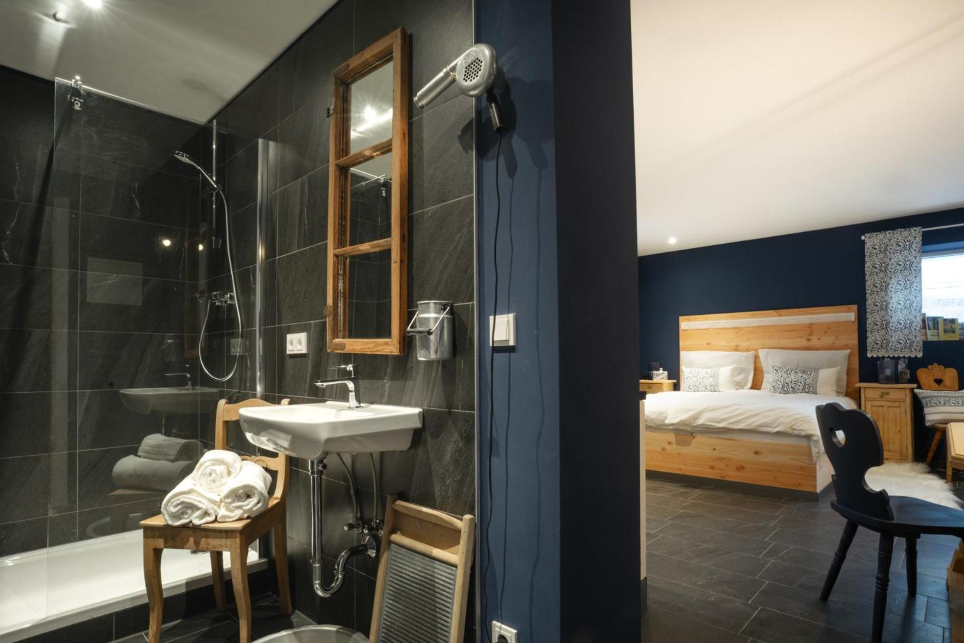 August Traeumt - Das Tiroler Apartment Im Blauen Matrei am Brenner Eksteriør bilde